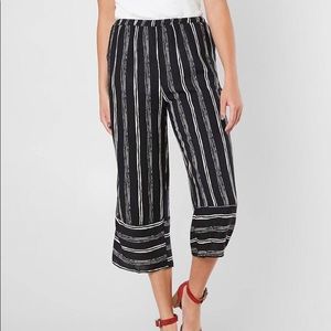 LAST CHANCE! Black & White Striped Cropped Pants